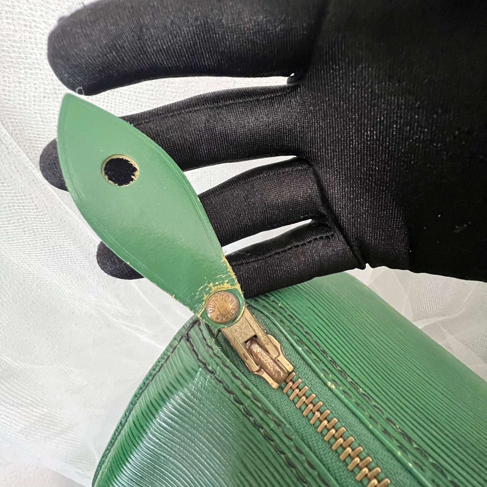 Louis Vuitton Epi Green Speedy 30